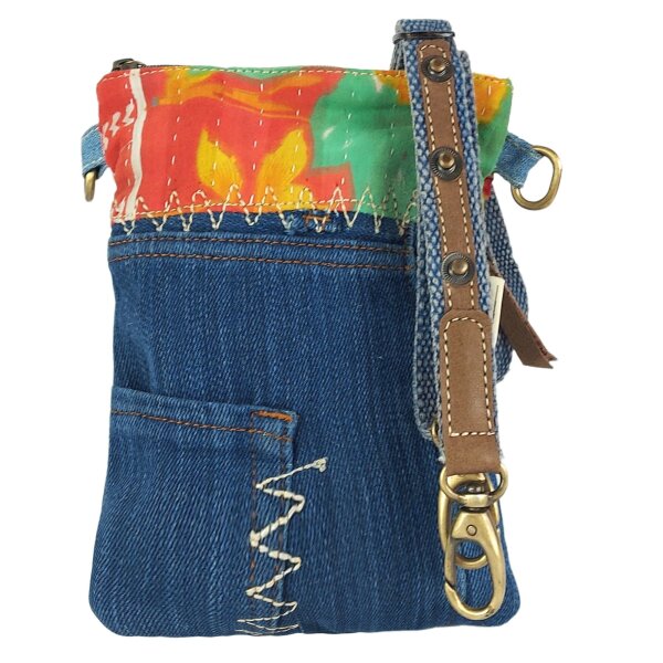 Sunsa kleine Damen Umhängetasche aus Jeansstoff & Sari. Tasche