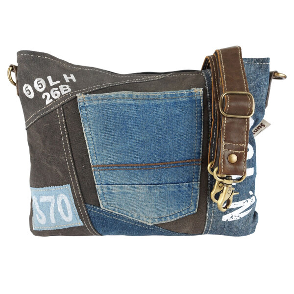 Sunsa Umhängetasche aus Upcycling Jeans und schwarzen Canvas. Tasche