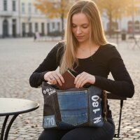 Sunsa Umhängetasche aus Jeansstoff und schwarzen Canvas. Tasche