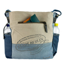 Sunsa Umhängetasche. Crossover Tasche aus recycelte Jeans Canvas & Leder. Große Schultertasche mit Berlin Design